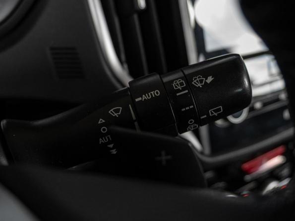 Subaru Forester V с пробегом 2018 года, цена 3 360 000 рублей, 94801 км, внедорожник, Автокод Объявления
