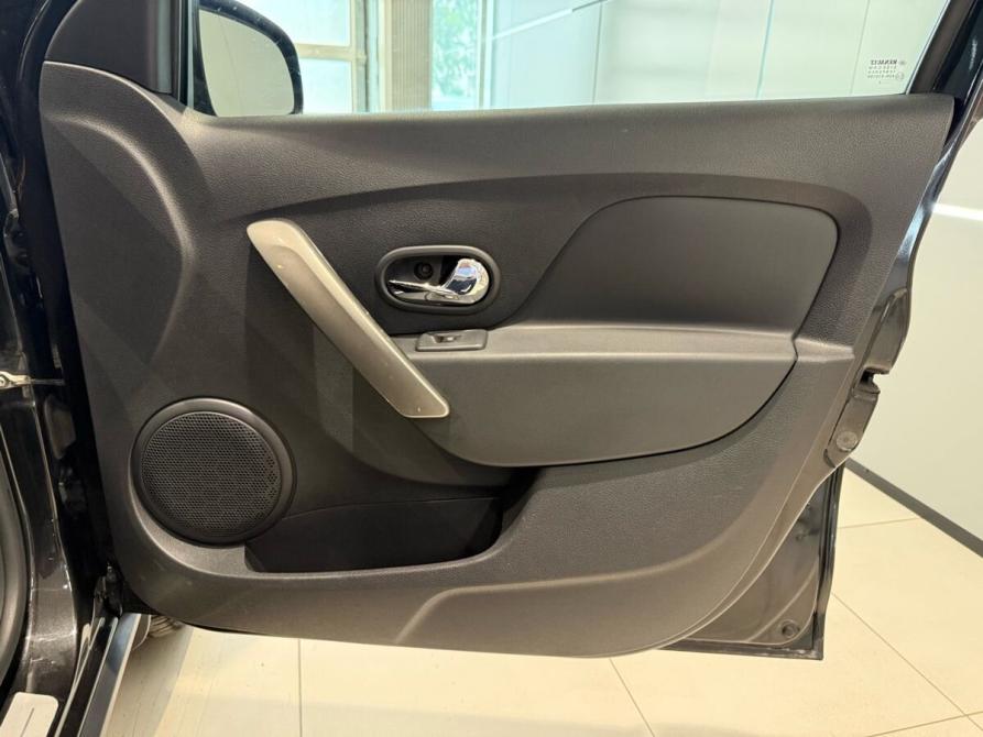 Renault Logan II Рестайлинг Екатеринбург  - изображение 17