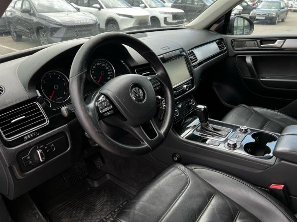 Volkswagen Touareg II с пробегом 2011 года, цена 1 790 000 рублей, 255701 км, внедорожник, Автокод Объявления