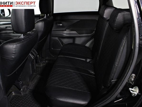 Mitsubishi Outlander III Рестайлинг 3 с пробегом 2018 года, цена 2 257 000 рублей, 109526 км, внедорожник, Автокод Объявления
