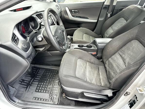 Kia Ceed II с пробегом 2015 года, цена 999 000 рублей, 160000 км, хэтчбек, Автокод Объявления