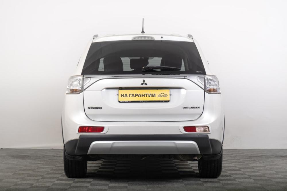 Mitsubishi Outlander III Рестайлинг Томск  - изображение 5