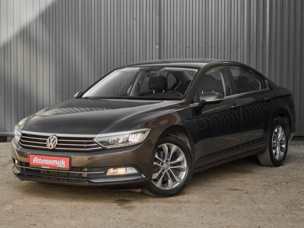 Volkswagen Passat B8 с пробегом 2015 года, цена 1 710 000 рублей, 143568 км, седан, Автокод Объявления