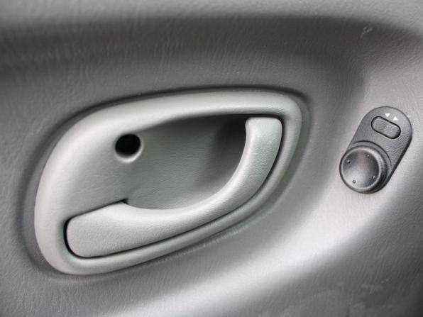 Suzuki Wagon R+ II с пробегом 2000 года, цена 225 000 рублей, 247186 км, микровэн, Автокод Объявления