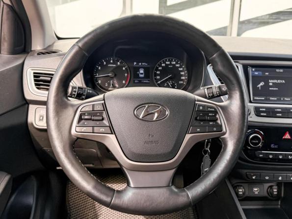 Hyundai Solaris II с пробегом 2019 года, цена 1 414 000 рублей, 113432 км, седан, Автокод Объявления