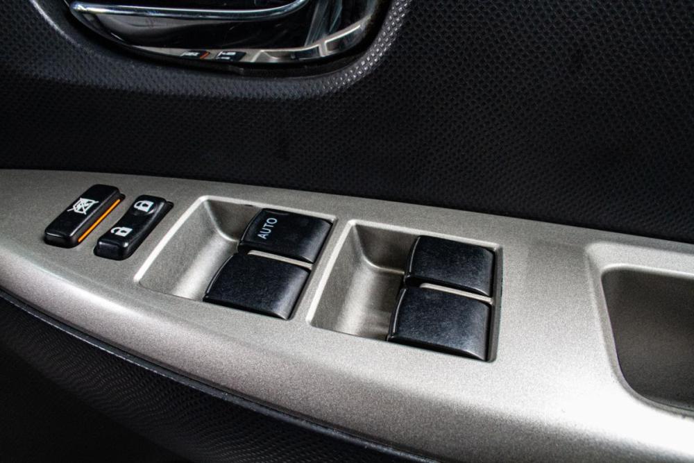 Toyota Ractis I Сургут  - изображение 8
