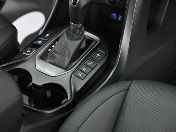 Hyundai Santa Fe III Рестайлинг с пробегом 2018 года, цена 2 349 000 рублей, 116000 км, внедорожник, Автокод Объявления