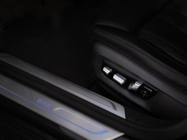 BMW 7 серии VI (G11/G12) Рестайлинг с пробегом 2020 года, цена 4 999 000 рублей, 134314 км, седан, Автокод Объявления
