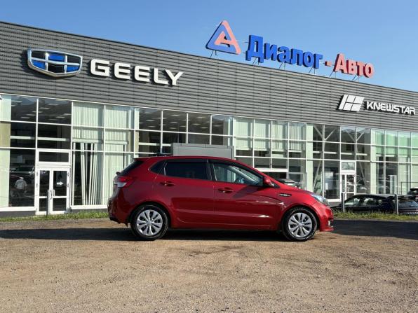 Kia Rio III Рестайлинг с пробегом 2017 года, цена 948 000 рублей, 136668 км, хэтчбек, Автокод Объявления
