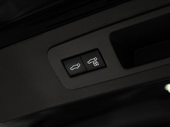 Toyota Land Cruiser 300 Series с пробегом 2021 года, цена 9 100 000 рублей, 165410 км, внедорожник, Автокод Объявления