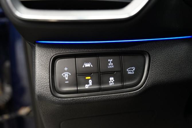 Hyundai Santa Fe IV с пробегом 2019 года, цена 3 099 000 рублей, 180750 км, внедорожник, Автокод Объявления