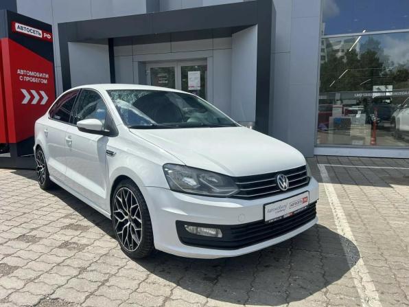 Volkswagen Polo V Рестайлинг с пробегом 2019 года, цена 1 081 200 рублей, 202342 км, седан, Автокод Объявления