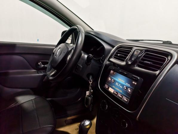 Renault Logan II с пробегом 2014 года, цена 685 700 рублей, 160634 км, седан, Автокод Объявления
