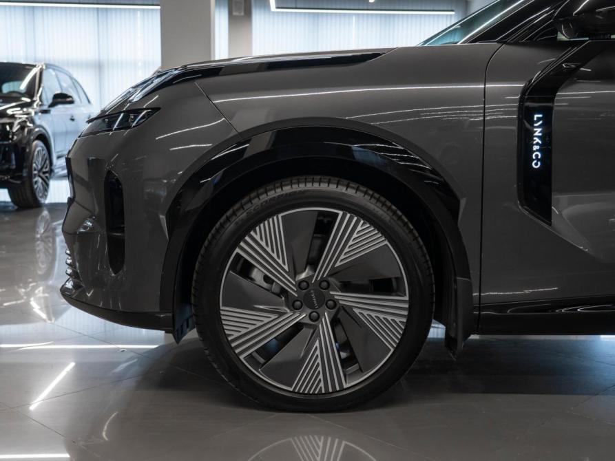 Lynk &amp; Co 08 I Москва  - изображение 32