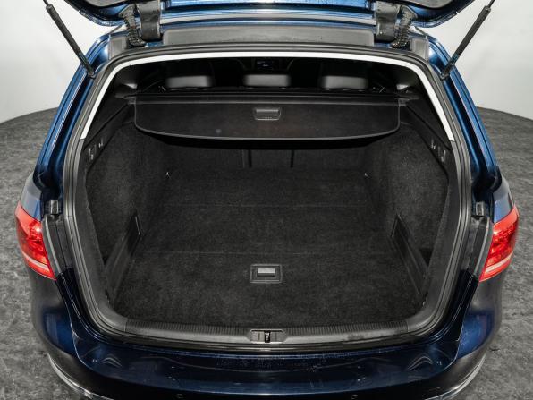 Volkswagen Passat B7 с пробегом 2012 года, цена 1 285 000 рублей, 106262 км, универсал, Автокод Объявления