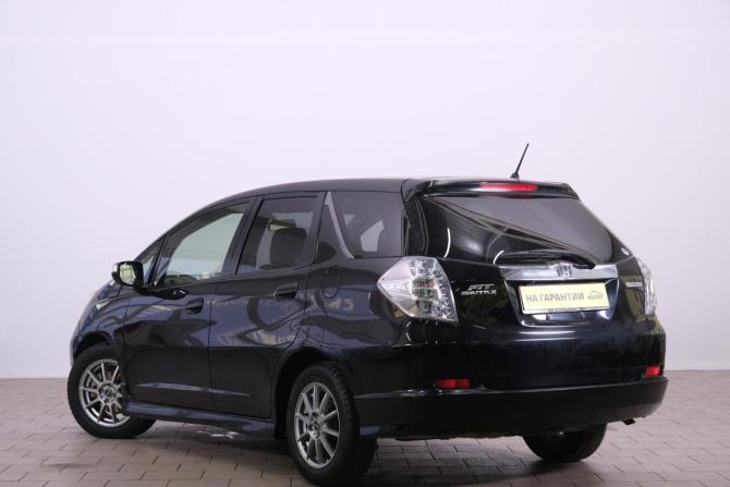 Honda Fit Shuttle I с пробегом 2012 года, цена 929 000 рублей, 196000 км, универсал, Автокод Объявления