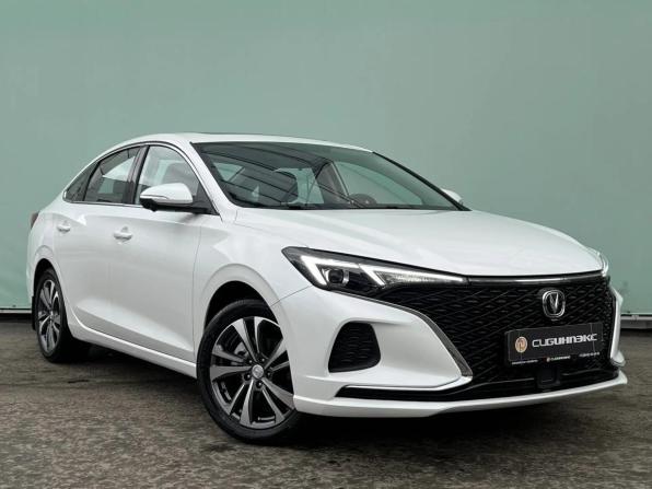 Changan Eado Plus с пробегом 2024 года, цена 1 999 000 рублей, 390 км, седан, Автокод Объявления