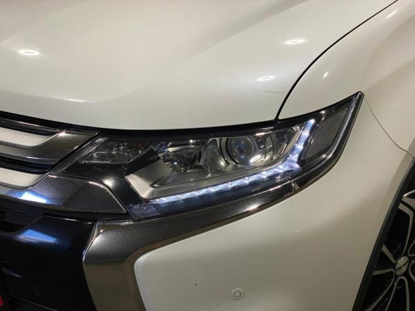 Mitsubishi Outlander III Рестайлинг 3 с пробегом 2018 года, цена 1 855 000 рублей, 197306 км, внедорожник, Автокод Объявления