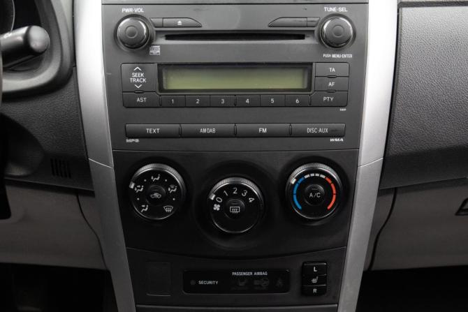 Toyota Corolla X (E140 E150) Рестайлинг с пробегом 2010 года, цена 809 000 рублей, 296950 км, седан, Автокод Объявления