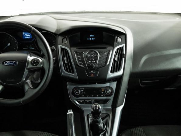Ford Focus III с пробегом 2013 года, цена 799 700 рублей, 185830 км, хэтчбек, Автокод Объявления