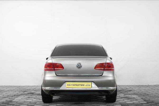Volkswagen Passat B7 с пробегом 2013 года, цена 1 179 000 рублей, 150000 км, седан, Автокод Объявления