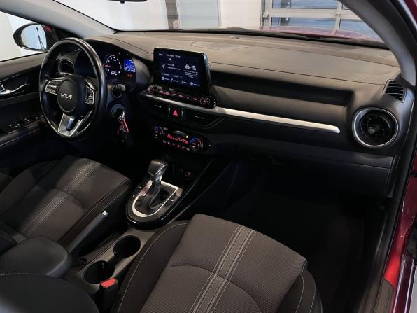 Kia Cerato IV Рестайлинг с пробегом 2021 года, цена 2 128 000 рублей, 80564 км, седан, Автокод Объявления