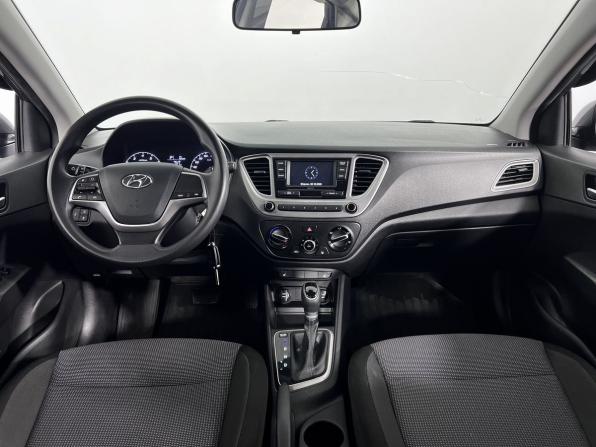 Hyundai Solaris II Рестайлинг с пробегом 2021 года, цена 1 450 000 рублей, 105000 км, седан, Автокод Объявления
