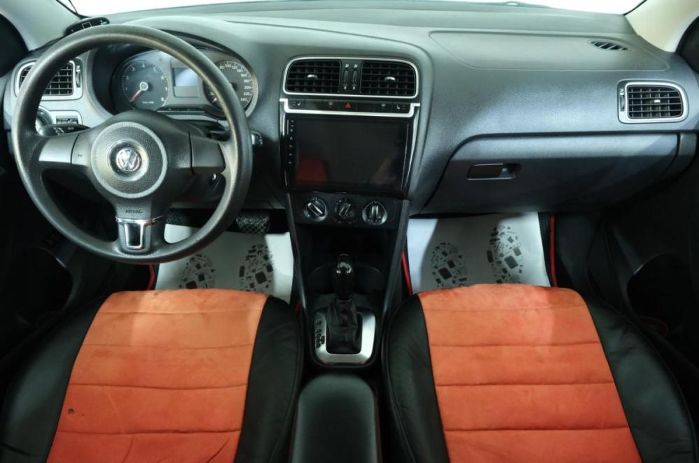 Volkswagen Polo V Омск  - изображение 14