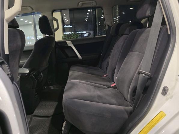 Toyota Land Cruiser Prado 150 Series Рестайлинг 1 с пробегом 2014 года, цена 3 250 000 рублей, 229534 км, внедорожник, Автокод Объявления