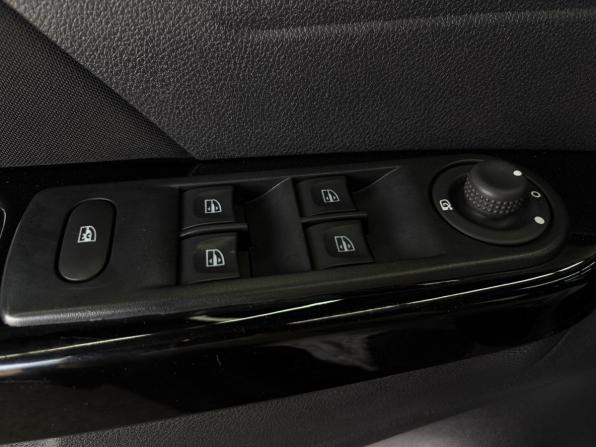 Renault Kaptur I с пробегом 2018 года, цена 1 499 000 рублей, 86000 км, внедорожник, Автокод Объявления