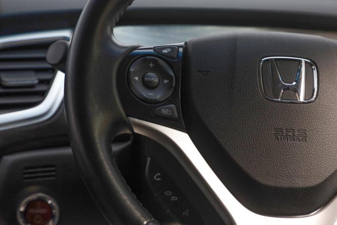 Honda Jade I с пробегом 2015 года, цена 1 499 000 рублей, 141933 км, компактвэн, Автокод Объявления