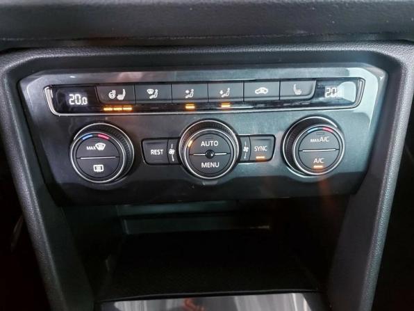 Volkswagen Tiguan II с пробегом 2018 года, цена 2 250 000 рублей, 160478 км, внедорожник, Автокод Объявления