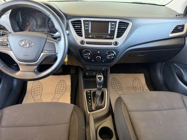 Hyundai Solaris II с пробегом 2019 года, цена 1 299 000 рублей, 98356 км, седан, Автокод Объявления