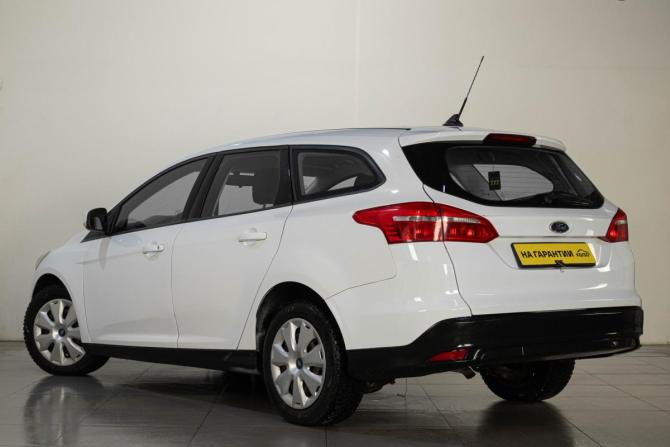 Ford Focus III Рестайлинг с пробегом 2017 года, цена 929 000 рублей, 122058 км, универсал, Автокод Объявления