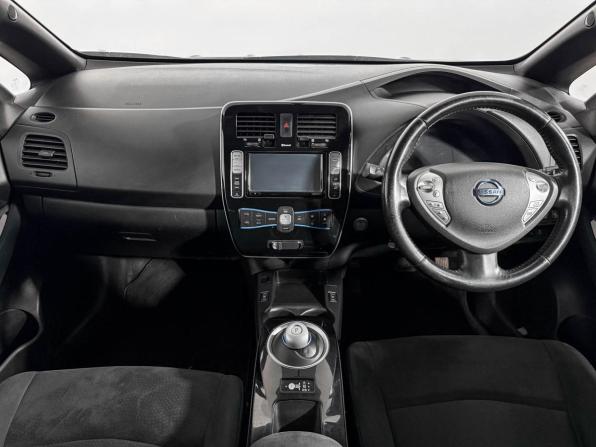 Nissan Leaf I (ZE0/AZE0) с пробегом 2015 года, цена 695 000 рублей, 160000 км, хэтчбек, Автокод Объявления