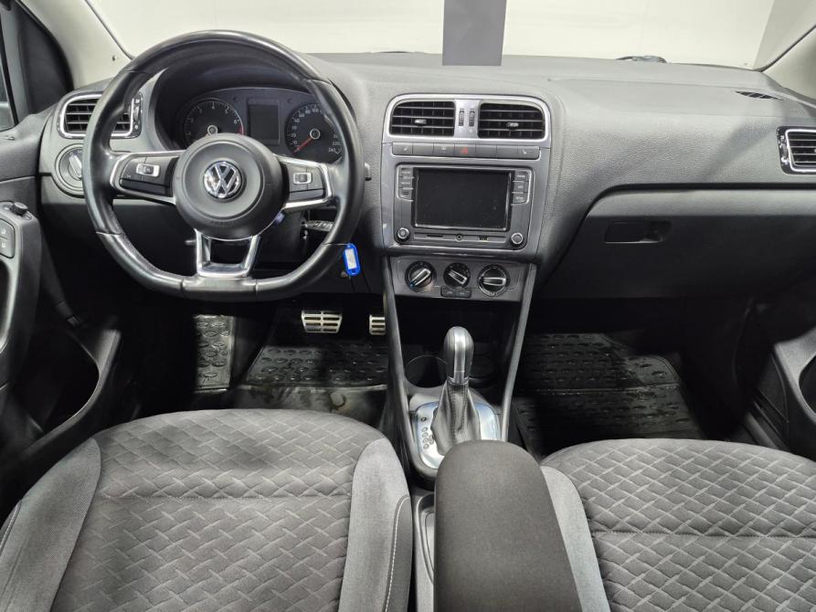 Volkswagen Polo V Рестайлинг Воронеж  - изображение 9