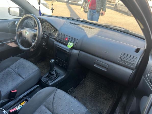 Skoda Octavia II (A5) Рестайлинг с пробегом 2008 года, цена 479 000 рублей, 240000 км, лифтбек, Автокод Объявления
