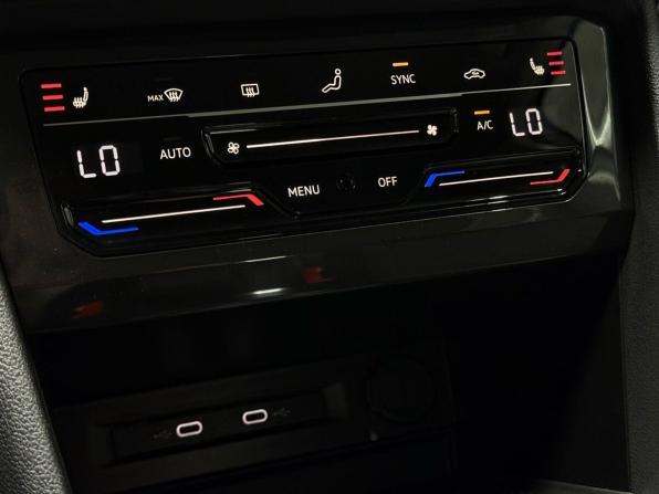 Volkswagen Tiguan II Рестайлинг с пробегом 2021 года, цена 2 579 000 рублей, 129693 км, внедорожник, Автокод Объявления