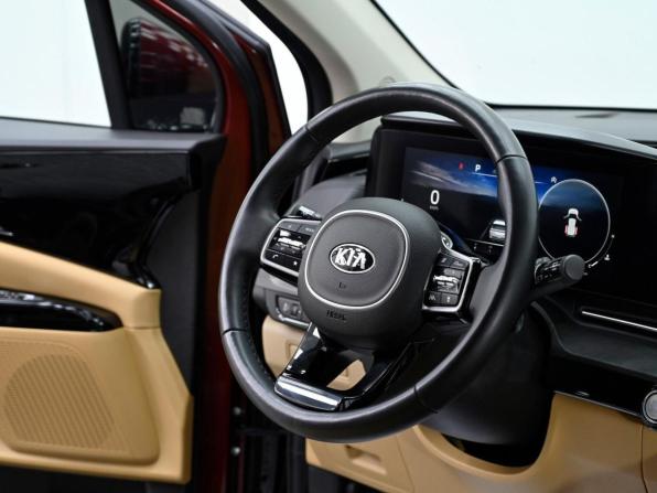 Kia Carnival IV с пробегом 2021 года, цена 2 229 000 рублей, 54809 км, минивэн, Автокод Объявления