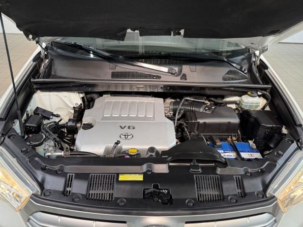 Toyota Highlander II (XU40) Рестайлинг с пробегом 2010 года, цена 2 250 000 рублей, 211876 км, внедорожник, Автокод Объявления