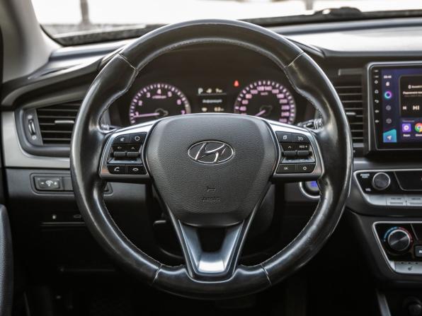 Hyundai Sonata VII (LF) Рестайлинг с пробегом 2017 года, цена 1 734 000 рублей, 124738 км, седан, Автокод Объявления