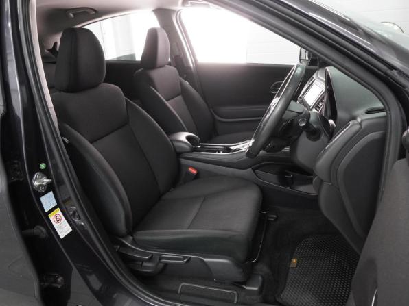 Honda Vezel I с пробегом 2014 года, цена 1 299 000 рублей, 157953 км, внедорожник, Автокод Объявления
