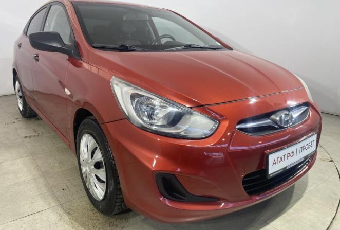 Hyundai Solaris I с пробегом 2012 года, цена 644 000 рублей, 200383 км, седан, Автокод Объявления