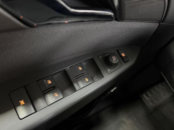 Opel Antara I с пробегом 2011 года, цена 1 000 000 рублей, 130000 км, внедорожник, Автокод Объявления