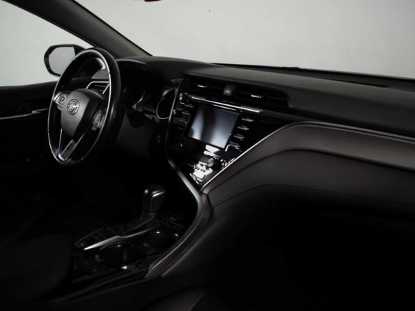 Toyota Camry VIII (XV70) с пробегом 2019 года, цена 2 657 000 рублей, 87402 км, седан, Автокод Объявления