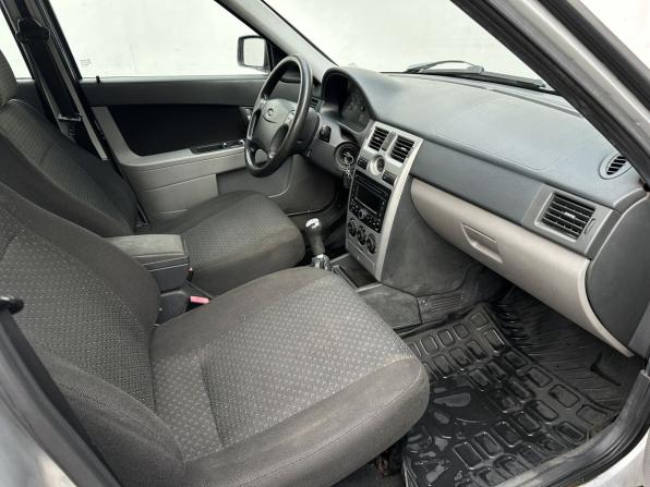 Lada (ВАЗ) Priora I с пробегом 2011 года, цена 385 000 рублей, 92922 км, универсал, Автокод Объявления