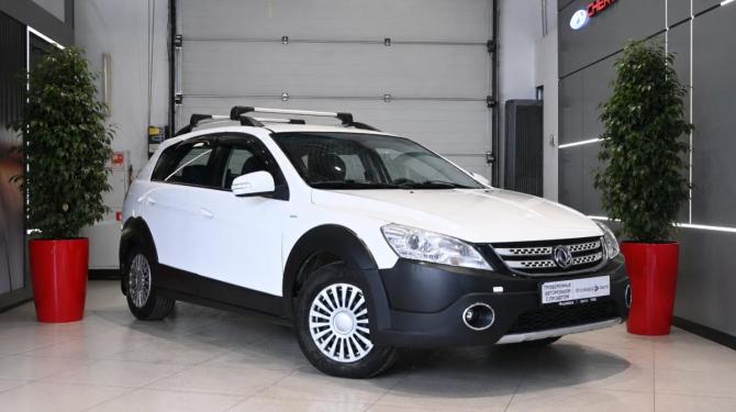 Dongfeng H30 Cross с пробегом 2015 года, цена 495 000 рублей, 134300 км, хэтчбек, Автокод Объявления