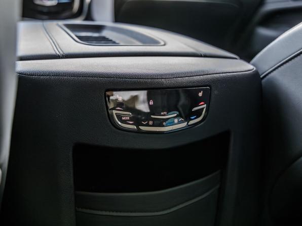 Cadillac Escalade IV с пробегом 2019 года, цена 5 578 000 рублей, 141606 км, внедорожник, Автокод Объявления