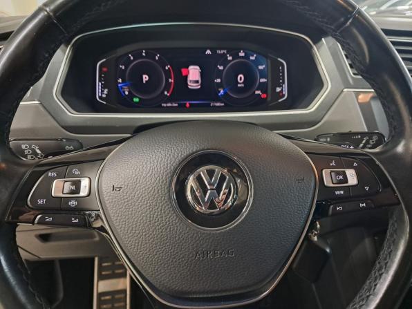 Volkswagen Tiguan II с пробегом 2019 года, цена 2 090 000 рублей, 217679 км, внедорожник, Автокод Объявления