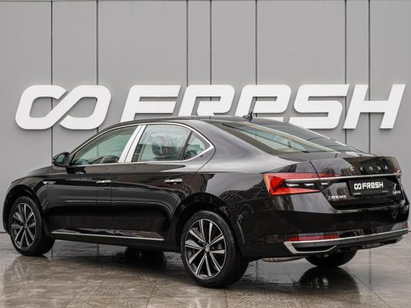 Skoda Superb III Рестайлинг с пробегом 2025 года, цена 3 220 000 рублей, 20 км, лифтбек, Автокод Объявления